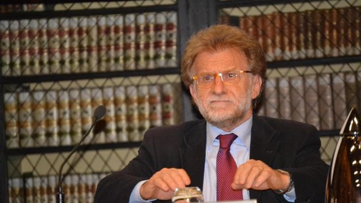 La prova di latino per la Maturità: “Quella di Seneca è un’invettiva contro l’orgia collettiva dei nostri giorni. Ai ragazzi sarà sembrato un messaggio da Marte”