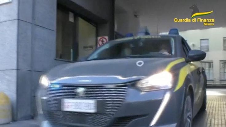 Bancarotta e riciclaggio, arrestati il nipote del boss Cosimo Maiolo e due prestanome: maxi sequestro da due milioni