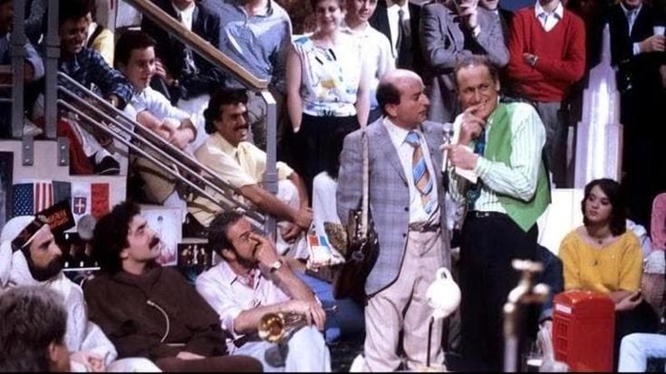 Quando il giovane Prevost si appassionava alla trasmissione tv Quelli della notte di Renzo Arbore