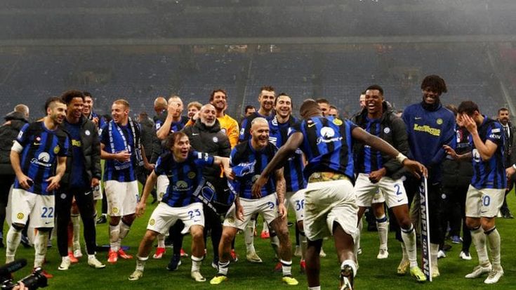 Le pagelle di Milan-Inter: Thuram, ogni tocco è una delizia. Calabria, orgoglio e nervosismo