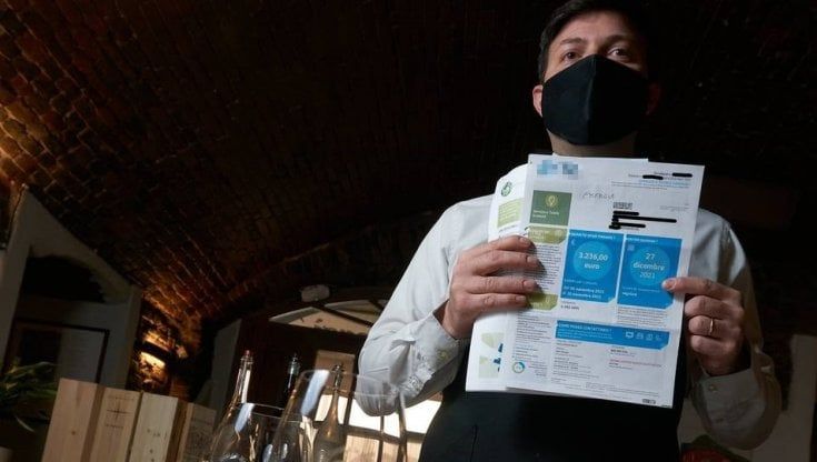 Da 1500 a 6000 euro per la luce. Ristoratori e albergatori al bivio “Caricare i prezzi o licenziare”