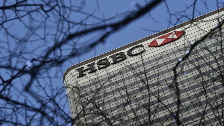 Truffe, evasione, denaro sporco: le banche con le carte truccate