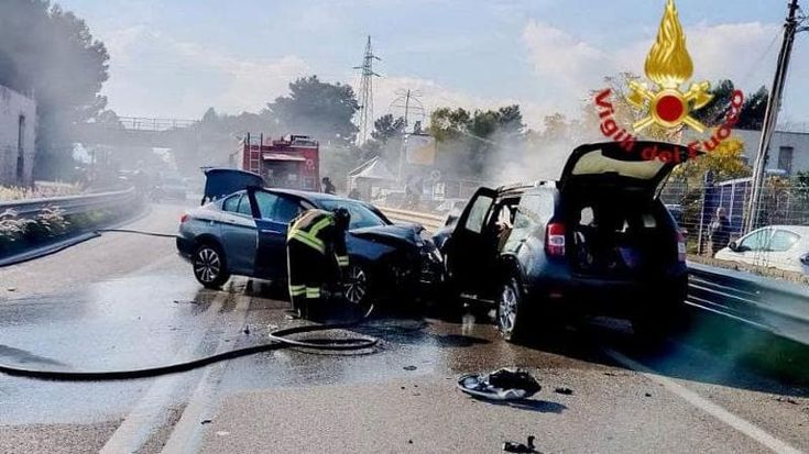 Incidente sulla Palermo-Sciacca, vigile del fuoco fuori servizio salva quattro persone dalle fiamme
