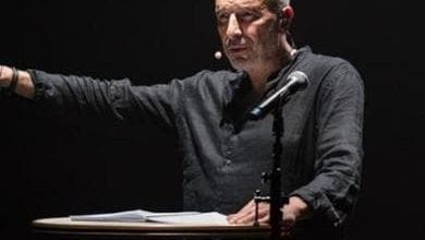 Pacifico porta Vanoni in teatro: 'La nostra amicizia fatta di musica, focacce e vino bianco'