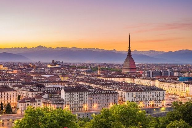 Osterie e caffè, cocktail bar e grandi ristoranti: la guida più completa ai sapori di Torino