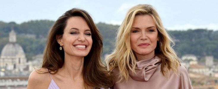 Angelina Jolie e Michelle Pfeiffer per 'Maleficent': "Suocere cattive sì, ma con il cuore"