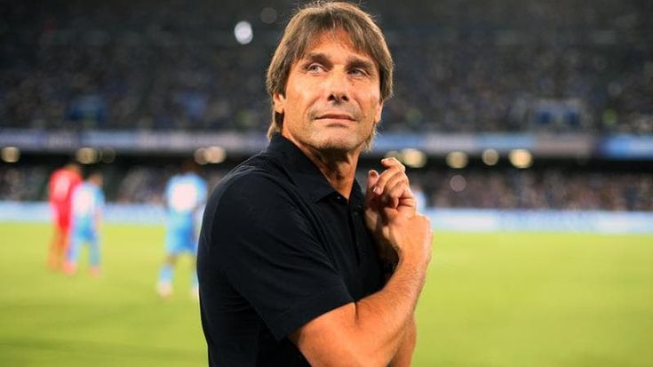 Napoli, Conte pensa solo al Cagliari: "La Juve? Non facciamo i provinciali”