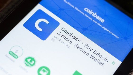 Bitcoin, ora arriva la gift card in criptovaluta (o quasi)