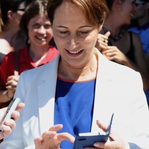Ricariche telefoniche, una bolletta in più: così scatta il rincaro 