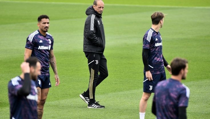 Allegri: "Sporting Lisbona ma non solo, è il momento chiave della stagione. Vlahovic? Criticavano pure Ronaldo"