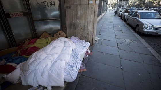 Emergenza freddo a Roma: ecco dove portare coperte e sacchi a pelo per i senzatetto