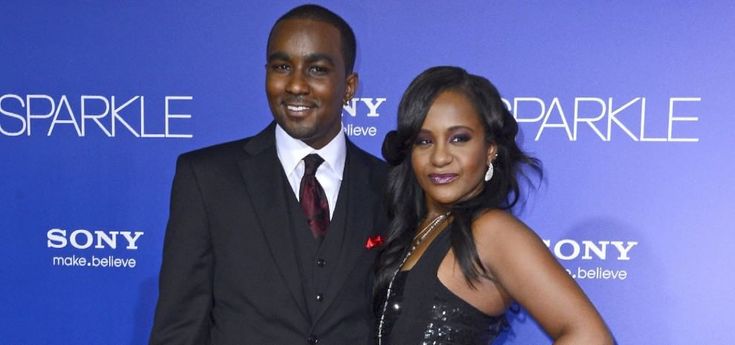 Bobbi Kristina potrebbe morire nello stesso giorno della madre