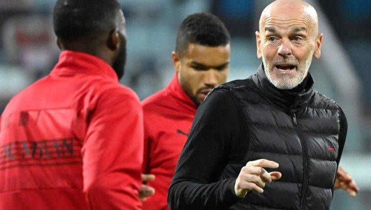 Milan, Pioli: "Insulti a Maignan, un brutto episodio. Certe partite vanno chiuse prima"