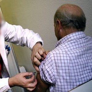 L'anno nero dell'influenza: "Morti ventimila anziani in più"