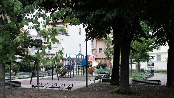 La mappa quartiere per quartiere: da Forlanini a Trenno, così cambia l’età media dei residenti