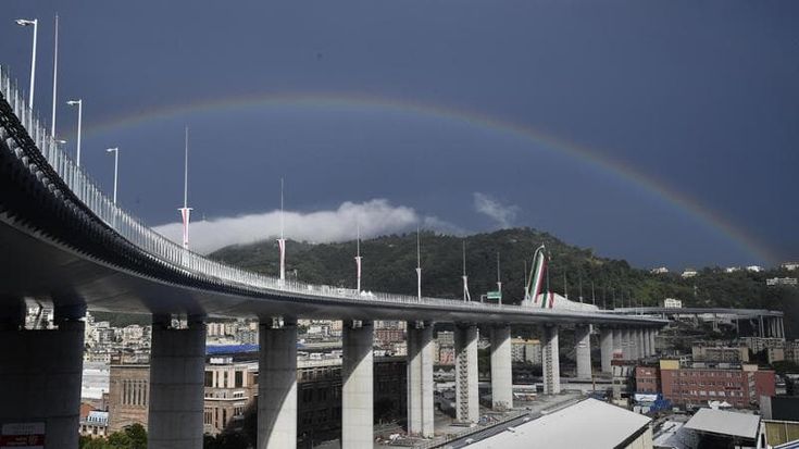 Genova, tra Fantozzi e Piano: così la città dei contrasti si è rialzata dopo il Ponte