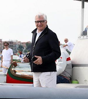 Bertelli: "Il Paese riprende a crescere. Prada investe in Italia e sfida Louis Vuitton"