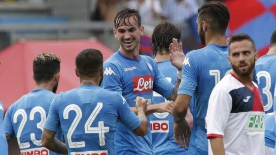 Napoli, subito Fabian Ruiz e Verdi nel test con il Gozzano 
