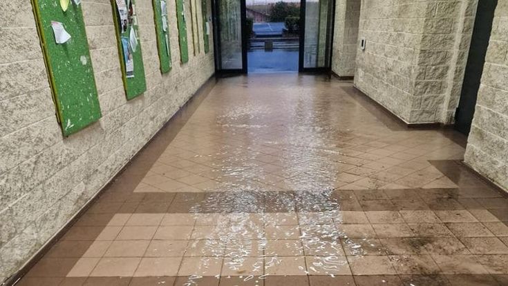 Tor Vergata allagata dal nubifragio: chiuse quattro facoltà fino a domenica