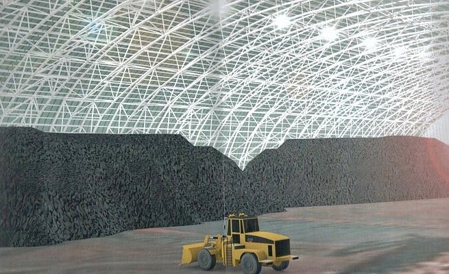 Una gigantesa scatola di acciaio<br />per contenere le polveri dell'Ilva