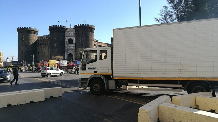 Misure di sicurezza per il Capodanno, dissuasori in via San Carlo
