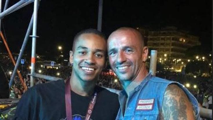 La famiglia di Vincent Plicchi, il tiktoker suicida, chiede una commissione d’inchiesta