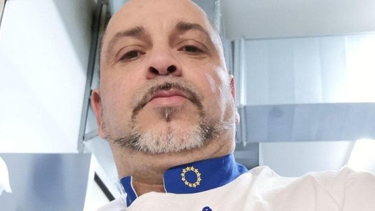 Gennaro Ursomanno, lo chef morto nell’incidente in viale Togliatti, lascia quattro figli: “Ciao papà, sarai per sempre parte della nostra vita”