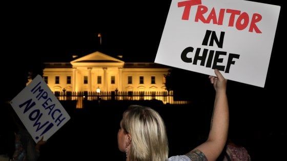 Usa, shock per la "resa" di Trump a Putin sul Russiagate: "Vergognoso, un tradimento"