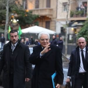 Il presidente Mattarella a Palermo con l'aereo di linea. Prima visita da capo dello Stato