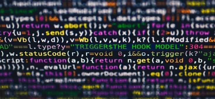 Attenzione: chi ricarica il cellulare in giro rischia il furto dei dati