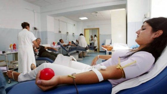 Un donatore di sangue su mille scopre un'infezione 