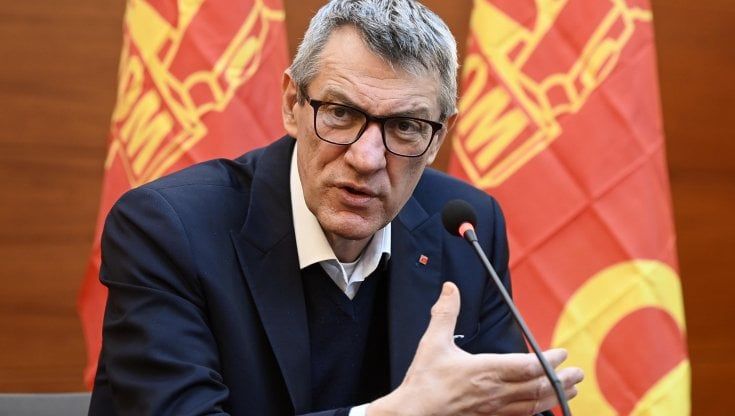 Landini: “Non firmo per il blocco dei salari, sì a un piano energia”