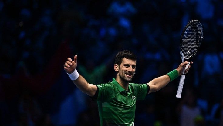 Tennis, Djokovic eguaglia Federer: batte Ruud, è il sesto trionfo alle Atp Finals 
