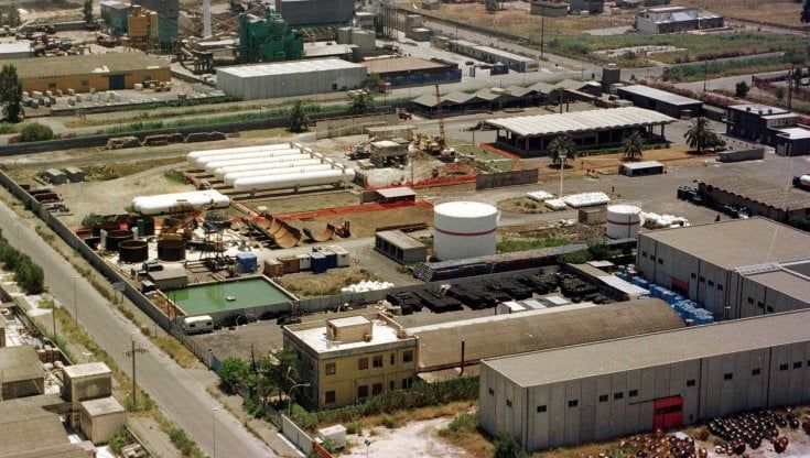 Cambio di padrone  per 35 mila aziende. Gli affari della mafia con la pandemia