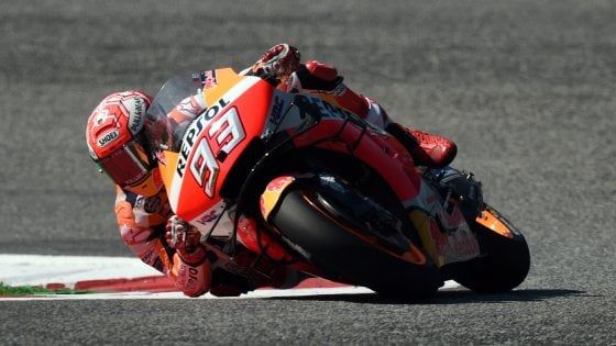MotoGp, Austria: Marquez fa paura. Dovizioso scivola, Rossi delude