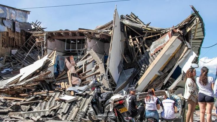 Sisma devasta la Colombia: 224 i morti accertati, 600 feriti e 2.700 dispersi. Riaperto aeroporto di Cali