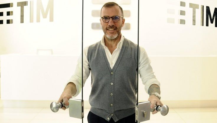 Tim, cessione della rete "prima opzione ma a prezzo equo"