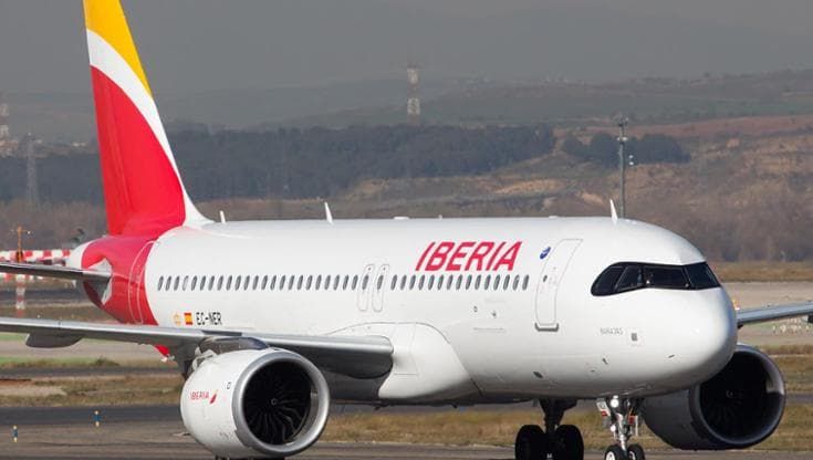 Paura su un Airbus decollato da Catania: ha rischiato di scontrarsi con un pallone sonda