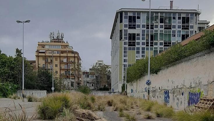 Palermo, amianto all’ex centro elaborazione dati del Bds: rudere sequestrato e tre indagati