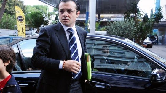 Colpo di scena a Messina: De Luca si dimette 
