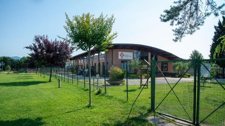 Lascia in eredità 30mila euro al canile di Firenze: nuova donazione per il parco degli animali