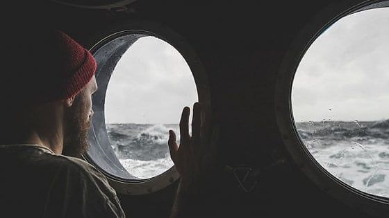 Brevi note di navigazione nel mare in burrasca della pandemia