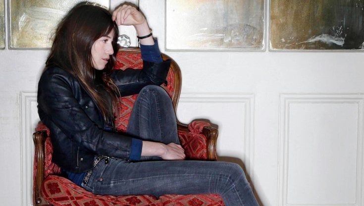 Cannes, Charlotte Gainsbourg, tutto su sua madre: il doc 'Jane by Charlotte' è una dichiarazione d'amore