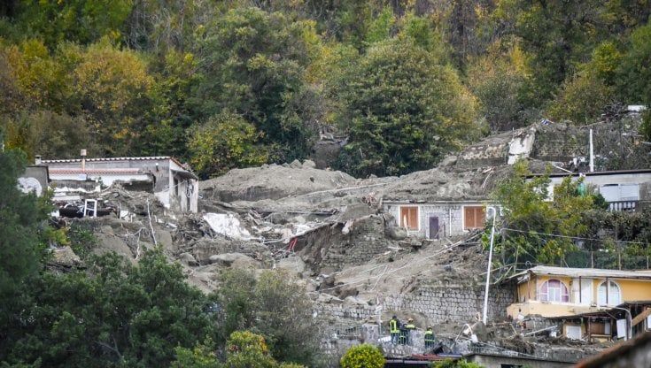 Ischia, il dolore e l’urlo di un’isola