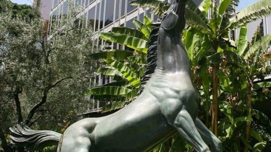 Concorso Rai, incubo cluster per 3700 candidati da tutta l'Italia, scoppia la polemica