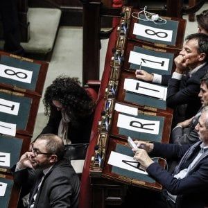 Alla Camera affossato il ritorno dell'articolo 18. Bersani: "Pd ha messo pietra tombale al dialogo"
