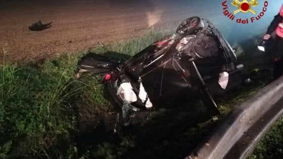 Livorno, diciannovenne americana muore nel frontale fra due auto. L'amico in arresto per omicidio stradale