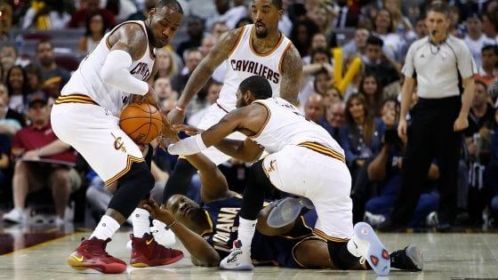 Basket Nba, iniziati i play off; Cleveland soffre ma vince, Toronto cade a sorpresa 