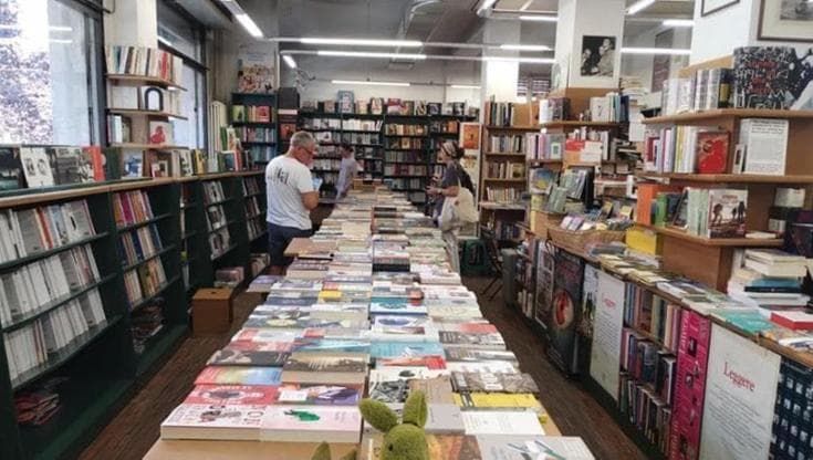 I corrieri ai librai: “Nessuna scorrettezza, solo qualche ritardo”. Ma ci sono altre proteste