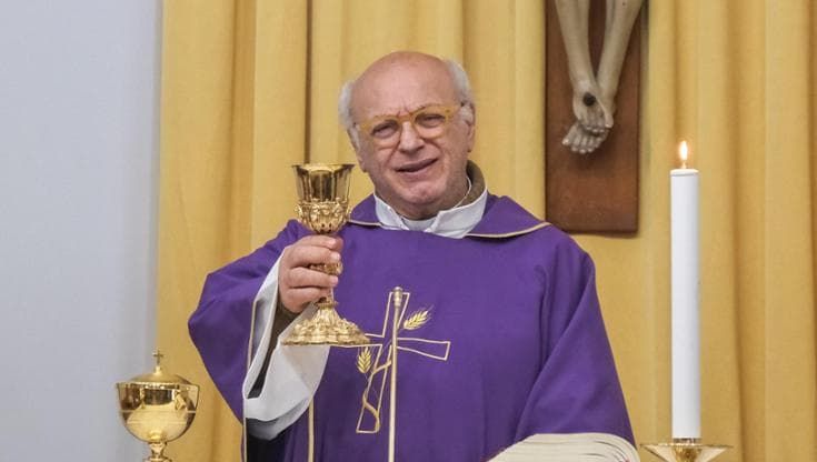 Don Garau: “Periferie dimenticate. Da certi politici soltanto panettoni”